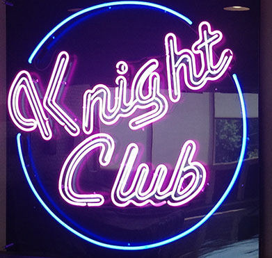 Interior decorative piece