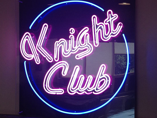 Interior decorative piece